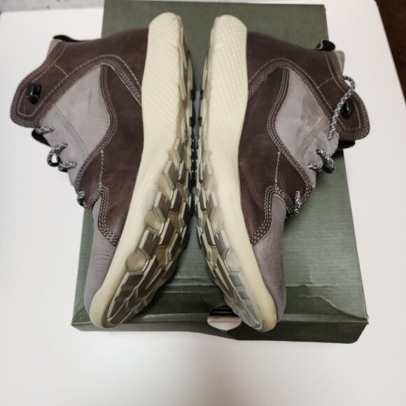 Timberland FlyRoam Boot Sneakers Mens 8.5 Brown Leather Chukka Lace-up Pre-owned - Picture 11 of 16
